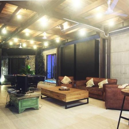 Villa Amalura I 요그야카르타 외부 사진