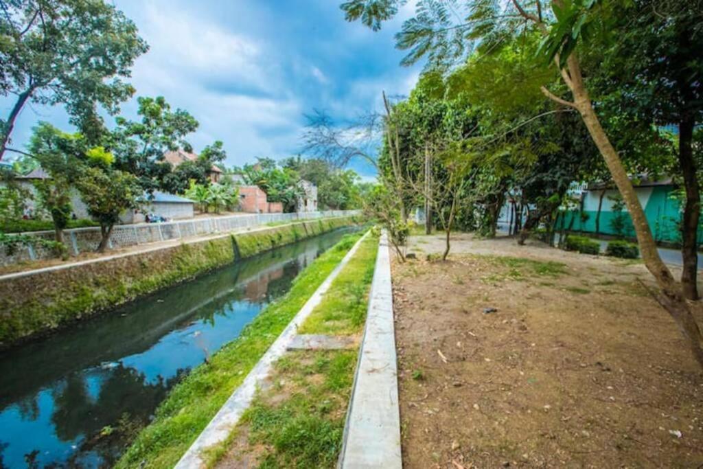 Villa Amalura I 요그야카르타 외부 사진